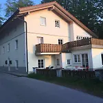 Design-Apartment Am Wildbach Mit Bergblick & Direktem Zugang Zur Natur